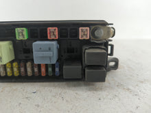 2010-2011 Mini Cooper Fusebox Fuse Box Panel Relay Module P/N:9213372 3455527 Fits 2010 2011 OEM Used Auto Parts