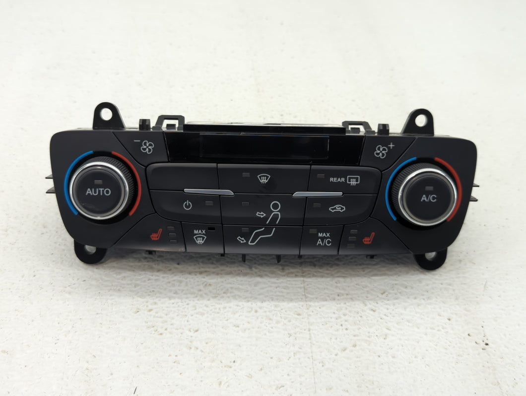 2017 Ford Escape Climate Control Module Temperature AC/Heater Replacement P/N:GJ5T-18C612-EA GJ5T-18C612-FA Fits OEM Used Auto Parts