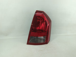 2005-2007 Chrysler 300 Tail Light Assembly Passenger Right OEM P/N:04805850AD 04805852AB Fits 2005 2006 2007 OEM Used Auto Parts