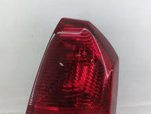 2005-2007 Chrysler 300 Tail Light Assembly Passenger Right OEM P/N:04805850AD 04805852AB Fits 2005 2006 2007 OEM Used Auto Parts