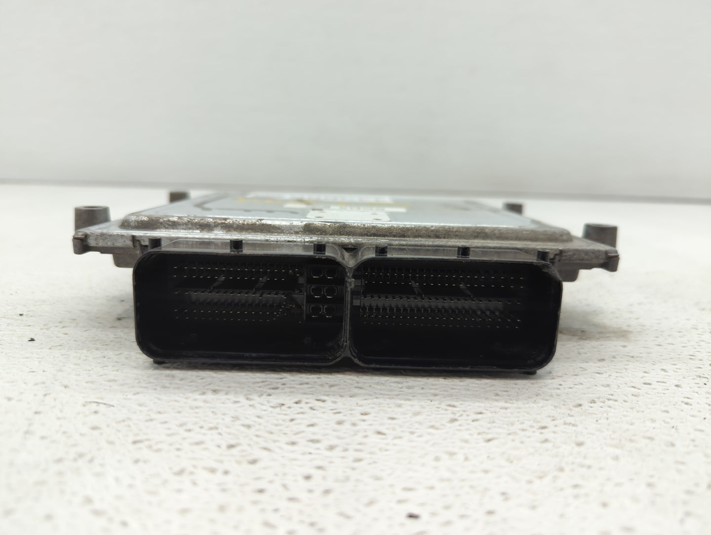 2014-2016 Kia Sportage PCM Engine Computer ECU ECM PCU OEM P/N:39107-2GCD5 39137-2GCD5 Fits 2014 2015 2016 OEM Used Auto Parts - Oemusedautoparts1.com