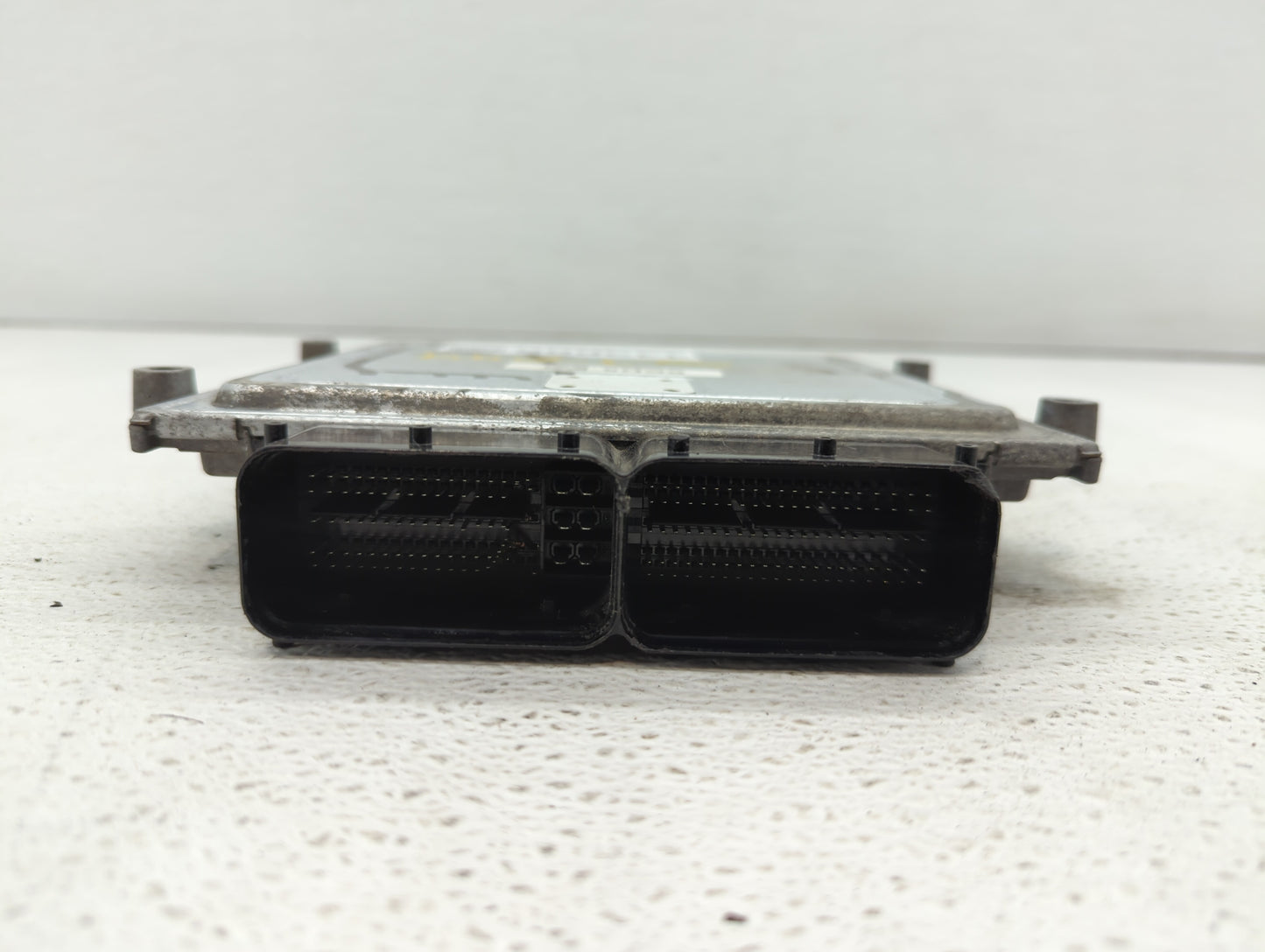 2014-2016 Kia Sportage PCM Engine Computer ECU ECM PCU OEM P/N:39107-2GCD5 39137-2GCD5 Fits 2014 2015 2016 OEM Used Auto Parts - Oemusedautoparts1.com