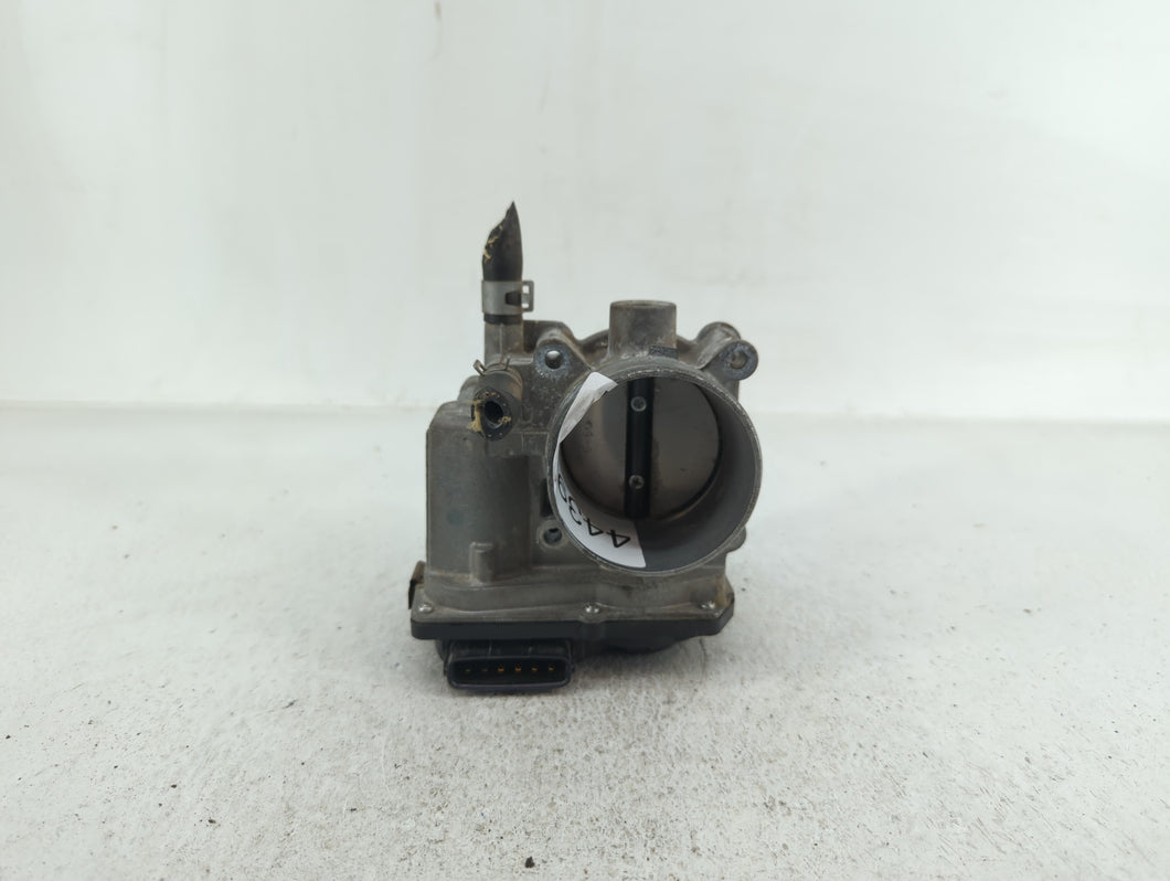 2013-2019 Nissan Sentra Throttle Body P/N:3RA60-01 A 3RA60-01 B Fits 2013 2014 2015 2016 2017 2018 2019 OEM Used Auto Parts