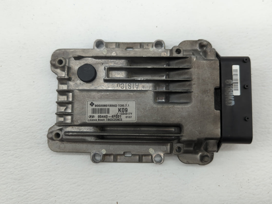 2013-2014 Hyundai Genesis Transmission Control Module Tcu Tcm