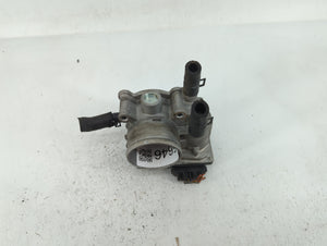 2012-2019 Kia Soul Throttle Body P/N:35100-2B300 Fits 2012 2013 2014 2015 2016 2017 2018 2019 OEM Used Auto Parts