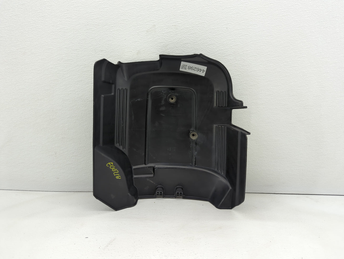 2010 Gmc Yukon Engine Cover - Oemusedautoparts1.com