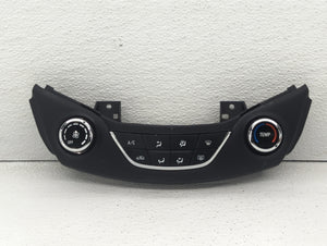 2016-2018 Chevrolet Cruze Climate Control Module Temperature AC/Heater Replacement P/N:39028880 39028879 Fits 2016 2017 2018 OEM Used Auto Parts
