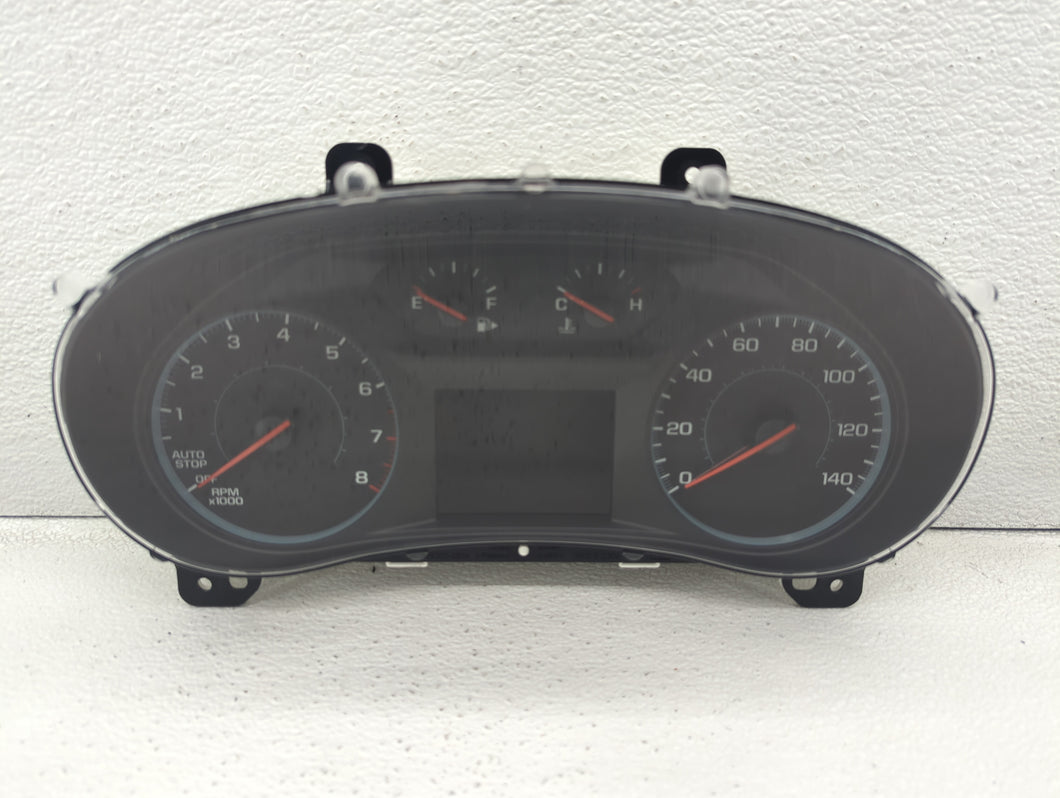 2017-2018 Chevrolet Malibu Instrument Cluster Speedometer Gauges P/N:84451585 84141852 Fits 2017 2018 OEM Used Auto Parts