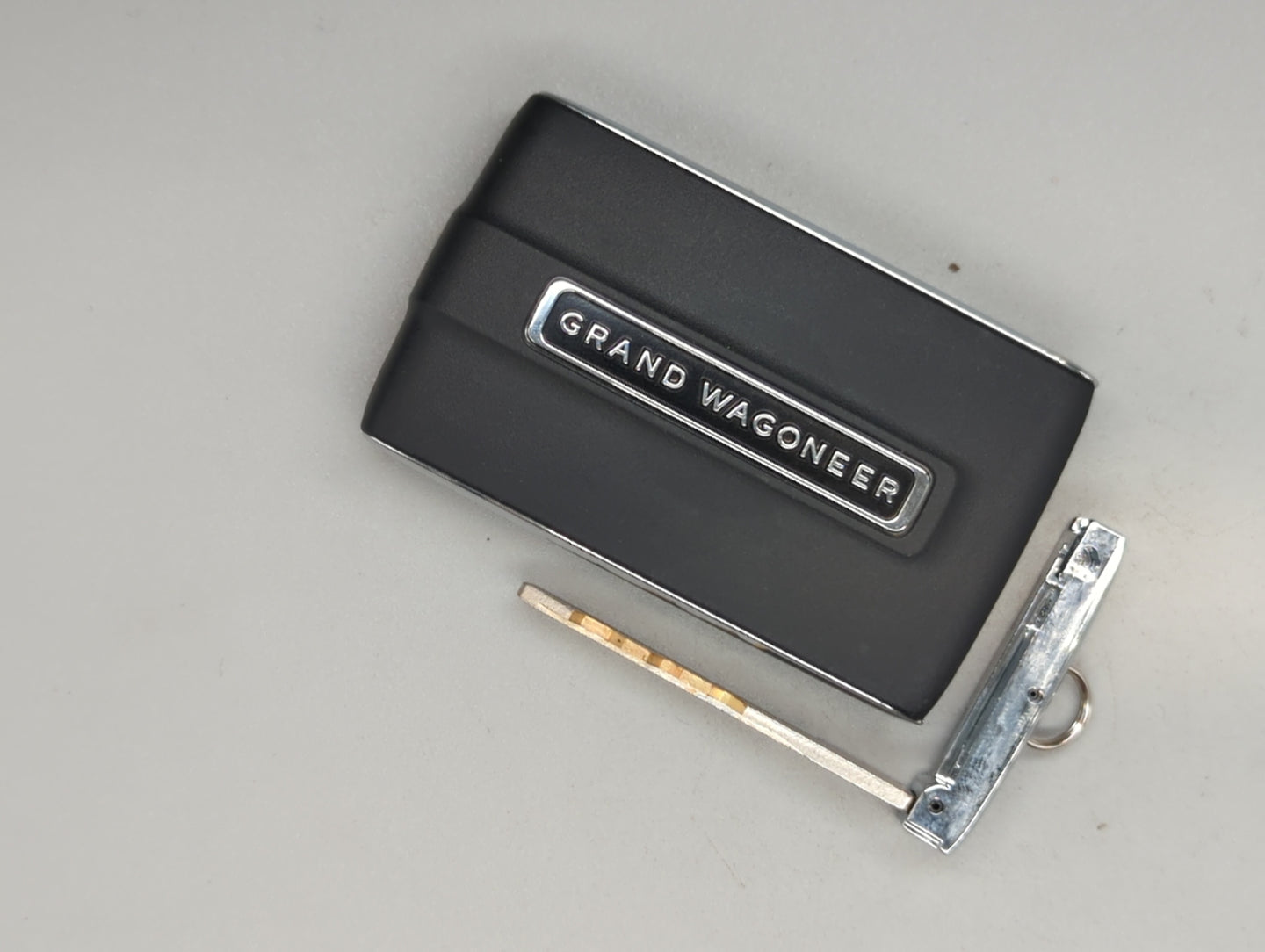 Jeep Grand Wagoneer Keyless Entry Remote Fob M3NWXFOB1 68516738AA 6 buttons - Oemusedautoparts1.com