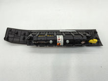 2011 Chevrolet Volt Air Bag Passenger Right Knee OEM P/N:22766428 Fits OEM Used Auto Parts