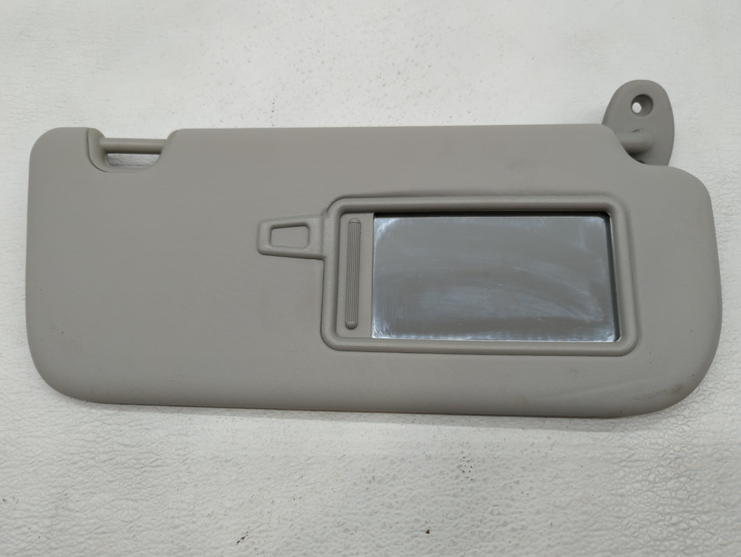 2014-2019 Kia Soul Sun Visor Shade Replacement Passenger Right Mirror Fits 2014 2015 2016 2017 2018 2019 OEM Used Auto Parts