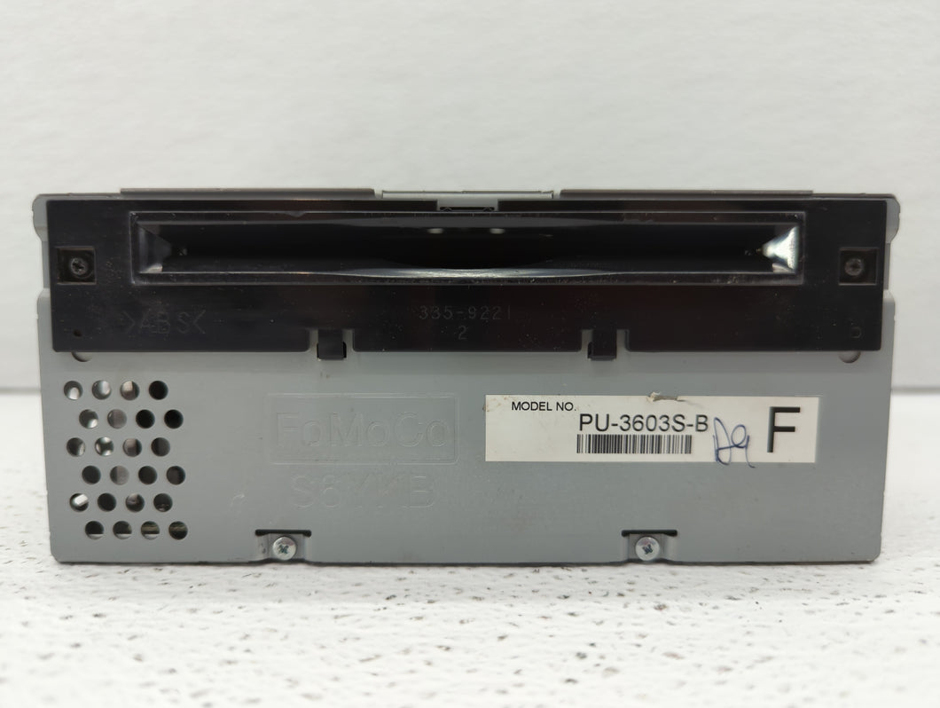 2015-2016 Ford Mustang Radio AM FM Cd Player Receiver Replacement P/N:FR3T-19C107-SE GR3T-19C107-DC Fits 2015 2016 OEM Used Auto Parts