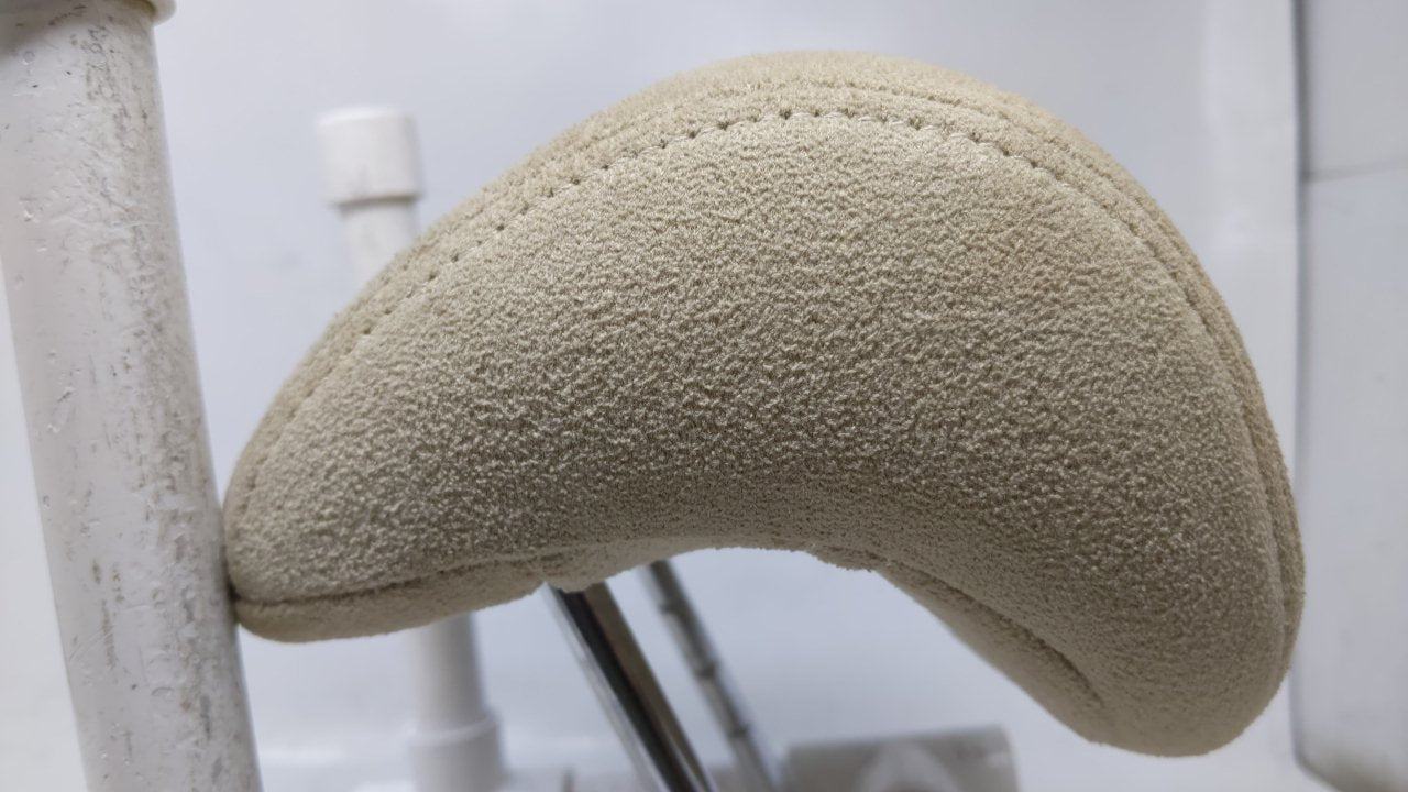 2006 Hyundai Azera Headrest Head Rest Rear Seat Fits OEM Used Auto Parts - Oemusedautoparts1.com