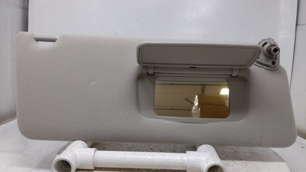 2002 Toyota Camry Sun Visor Shade Replacement Passenger Right Mirror Fits OEM Used Auto Parts - Oemusedautoparts1.com