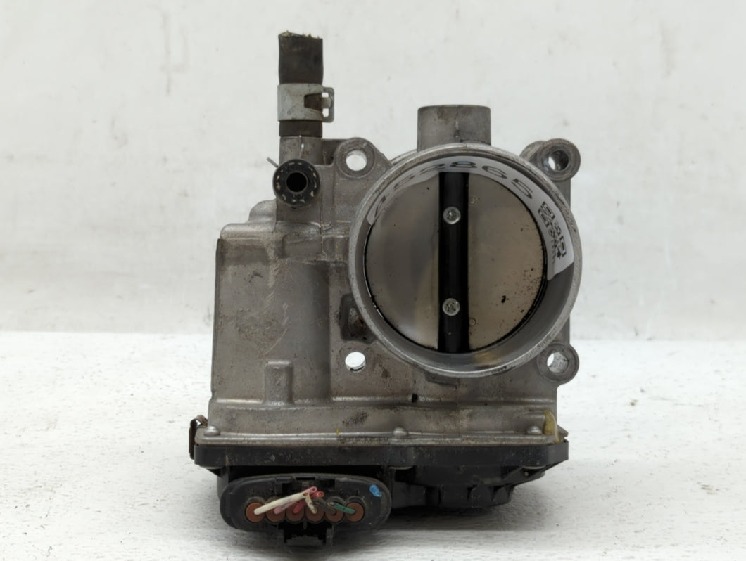 2013-2019 Nissan Sentra Throttle Body P/N:3RA60-01 A 3RA60-01 B Fits 2013 2014 2015 2016 2017 2018 2019 OEM Used Auto Parts