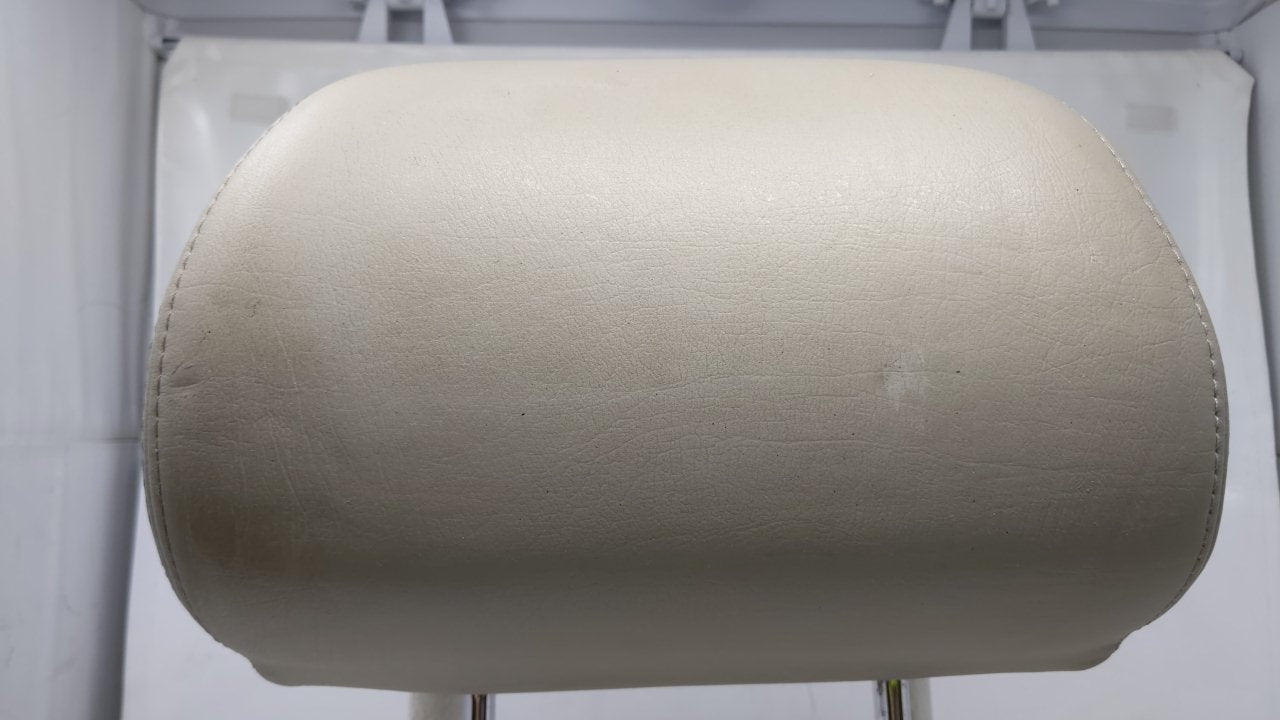 2004 Kia Amanti Headrest Head Rest Front Driver Passenger Seat Fits OEM Used Auto Parts - Oemusedautoparts1.com