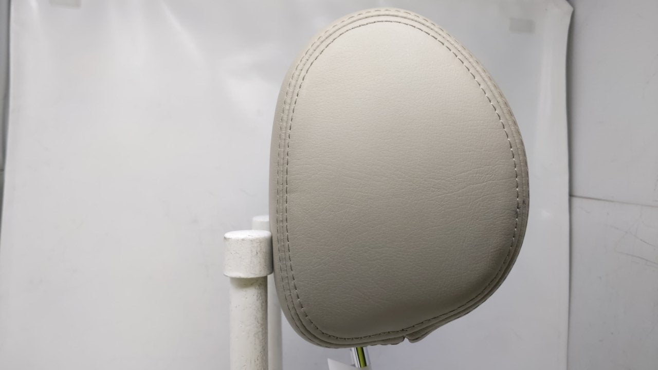 2004 Kia Amanti Headrest Head Rest Front Driver Passenger Seat Fits OEM Used Auto Parts - Oemusedautoparts1.com