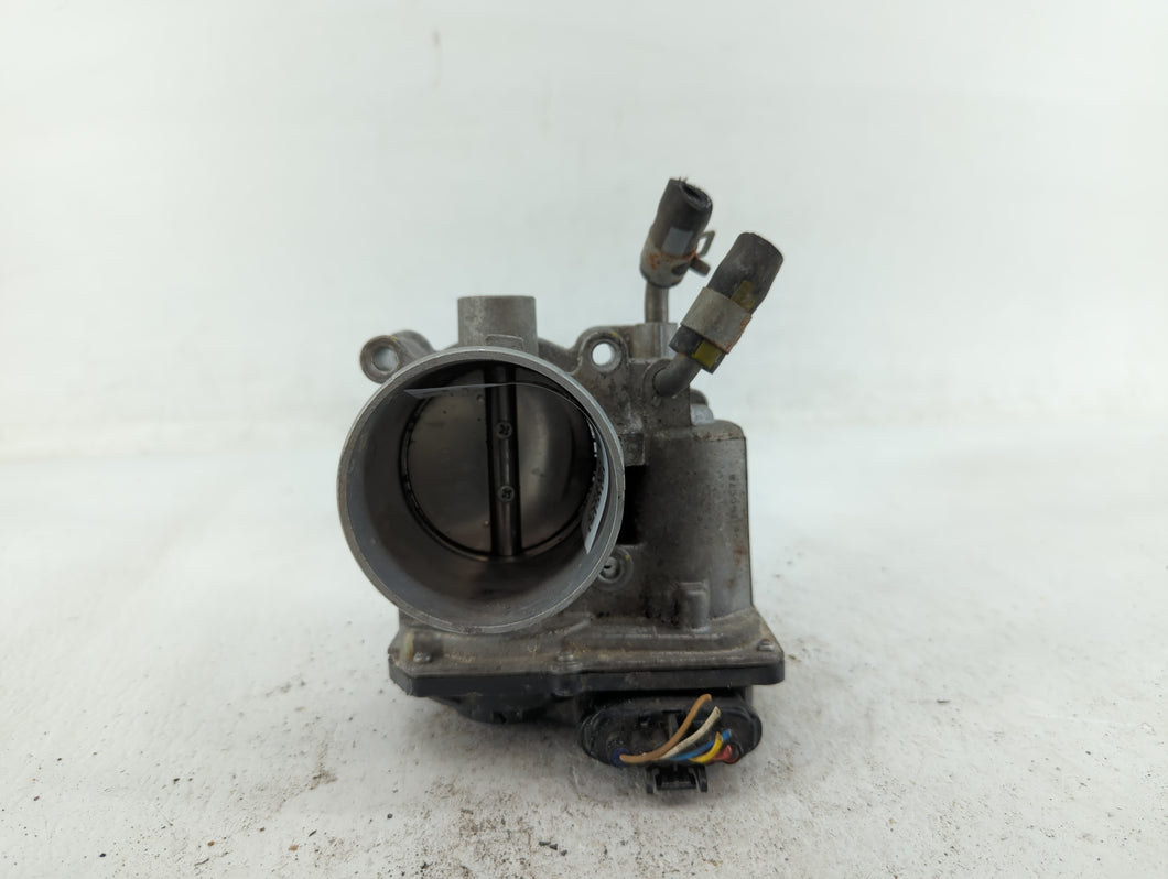 2018-2021 Hyundai Kona Throttle Body P/N:35100-2E400 35100-2E000 Fits 2012 2013 2014 2015 2016 2018 2019 2020 2021 OEM Used Auto Parts