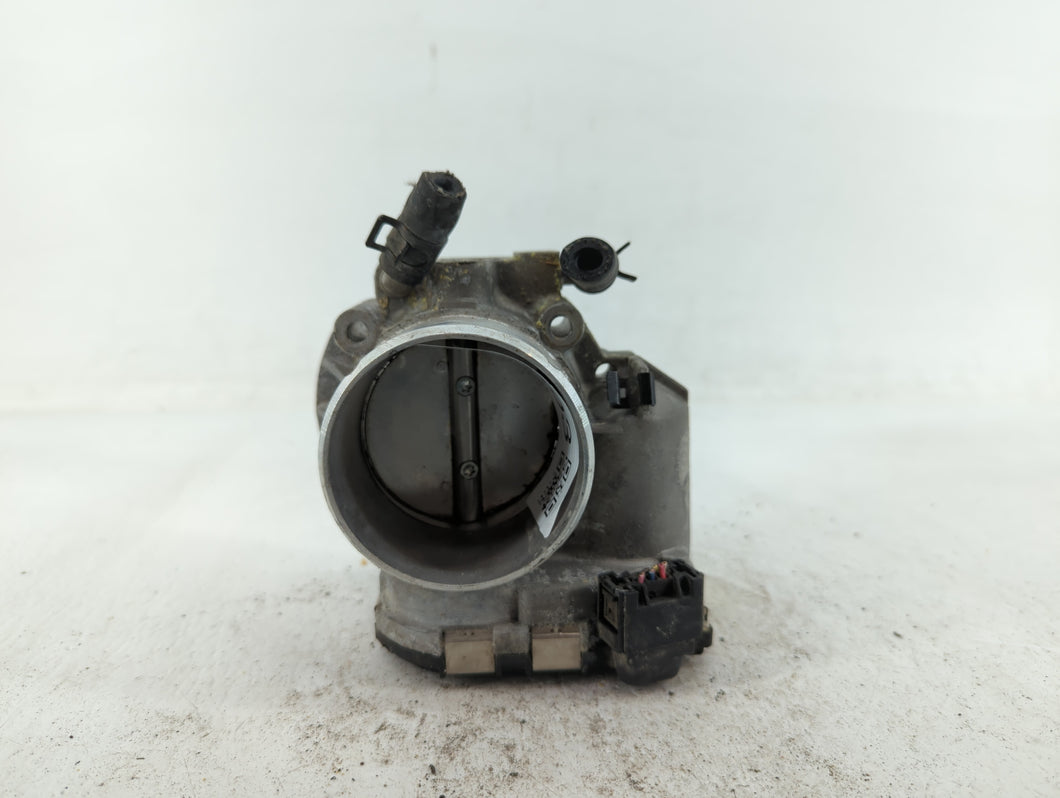 2011-2014 Hyundai Sonata Throttle Body P/N:35100-2G700 Fits 2011 2012 2013 2014 2015 2016 OEM Used Auto Parts