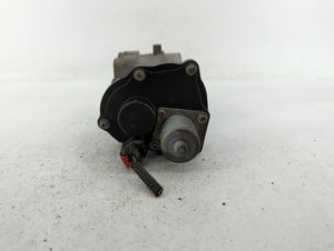 2006 Ford Expedition Throttle Body P/N:4W4E-AA 7T4E-EB Fits 2004 2005 2007 2008 2009 2010 OEM Used Auto Parts