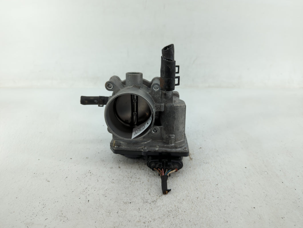 2012-2019 Kia Soul Throttle Body P/N:35100-2B300 Fits 2012 2013 2014 2015 2016 2017 2018 2019 OEM Used Auto Parts