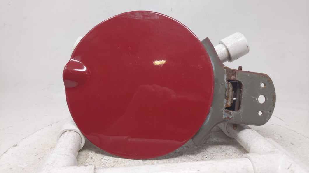 1997 Pontiac Montana Fuel Tank Door Lid Gas Tank Red - Oemusedautoparts1.com