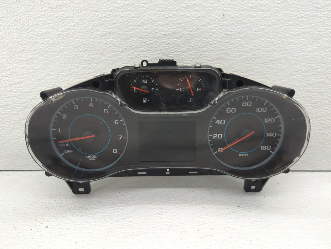 2017-2018 Chevrolet Cruze Instrument Cluster Speedometer Gauges P/N:39084636 Fits 2017 2018 OEM Used Auto Parts