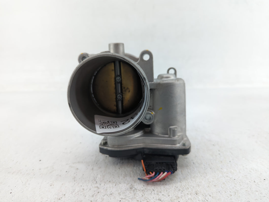 2021-2022 Hyundai Elantra Throttle Body P/N:35100-2J410 35100-2E400 Fits 2021 2022 OEM Used Auto Parts