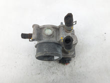 2013-2014 Hyundai Veloster Throttle Body P/N:35100-2B320 Fits 2013 2014 2015 2016 OEM Used Auto Parts