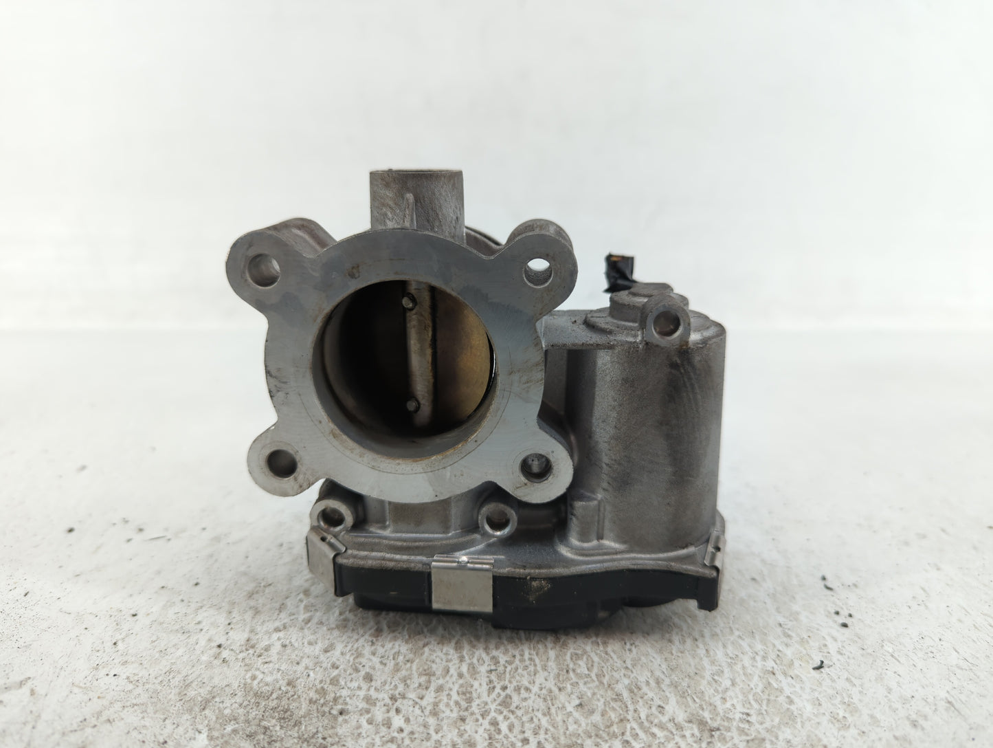 2016-2021 Chevrolet Malibu Throttle Body P/N:12671379AA Fits 2016 2017 2018 2019 2020 2021 2022 OEM Used Auto Parts - Oemusedautoparts1.com
