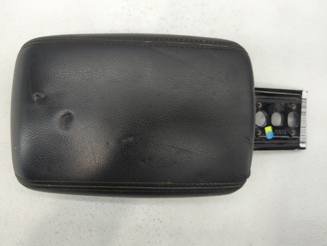 2013 Ford Focus Center Console Armrest Cover Lid P/N:9697614 Fits OEM Used Auto Parts