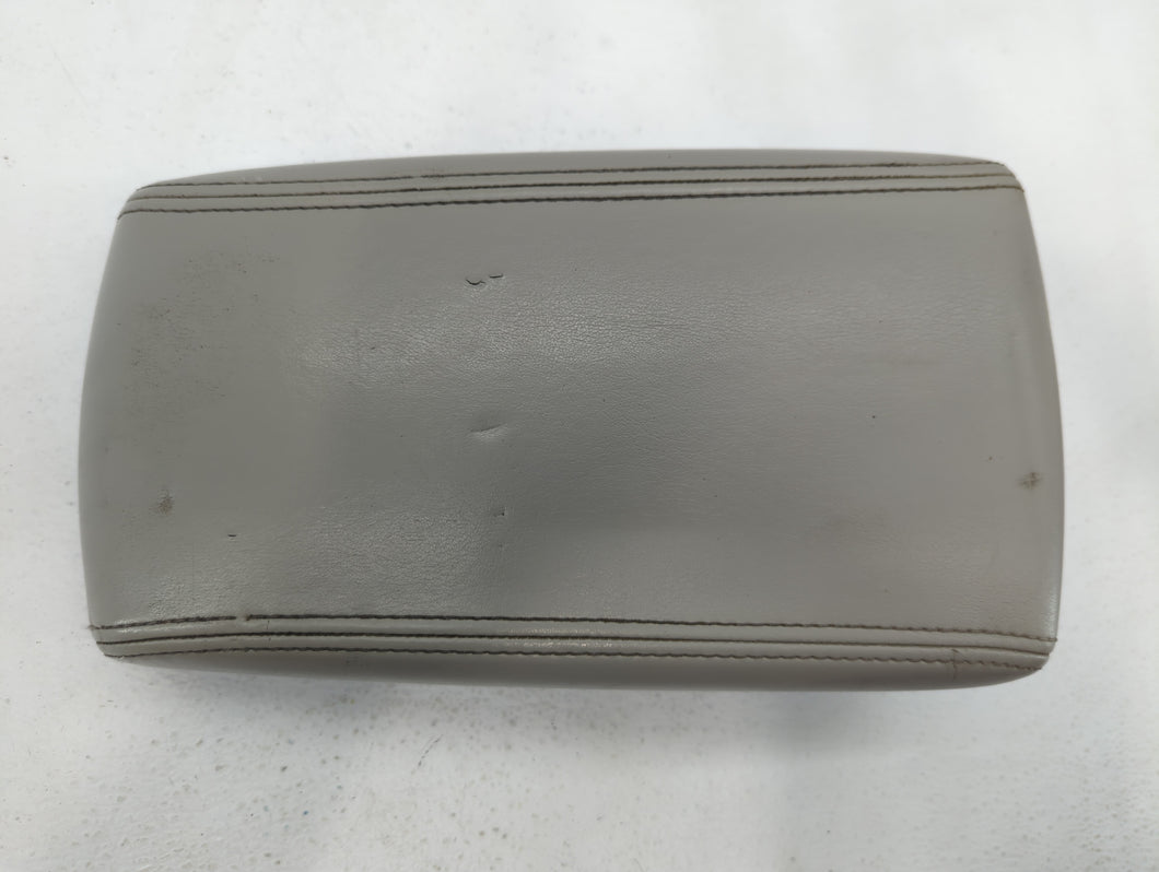 2011 Chevrolet Impala Center Console Armrest Cover Lid P/N:1878851-311N Fits OEM Used Auto Parts