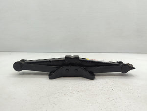 2014 Chrysler 200 Spare Scissor Car Jack