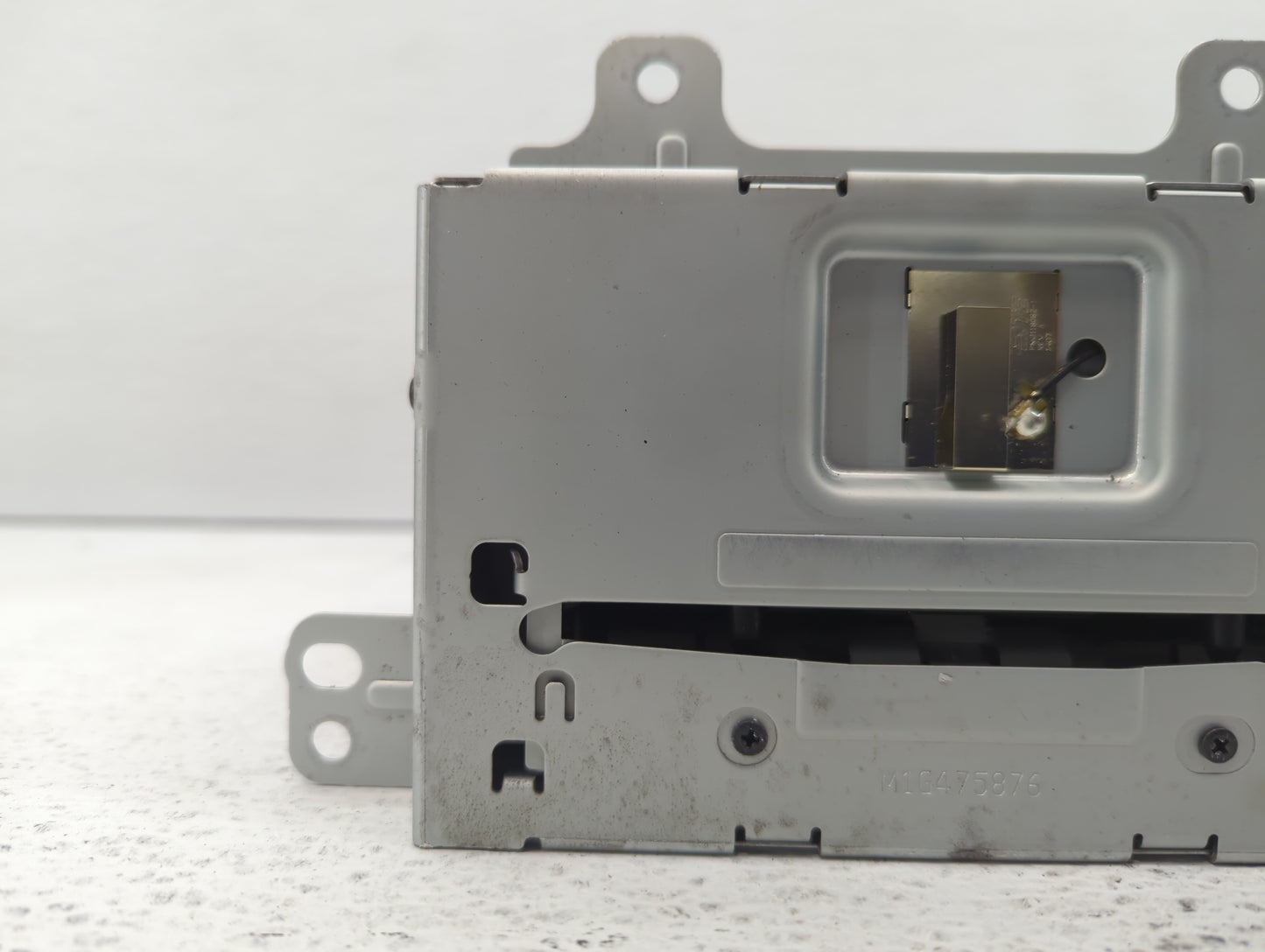 2015-2016 Chevrolet Cruze Radio AM FM Cd Player Receiver Replacement P/N:23378511 23495273 Fits 2014 2015 2016 2017 OEM Used Auto Parts - Oemusedautoparts1.com