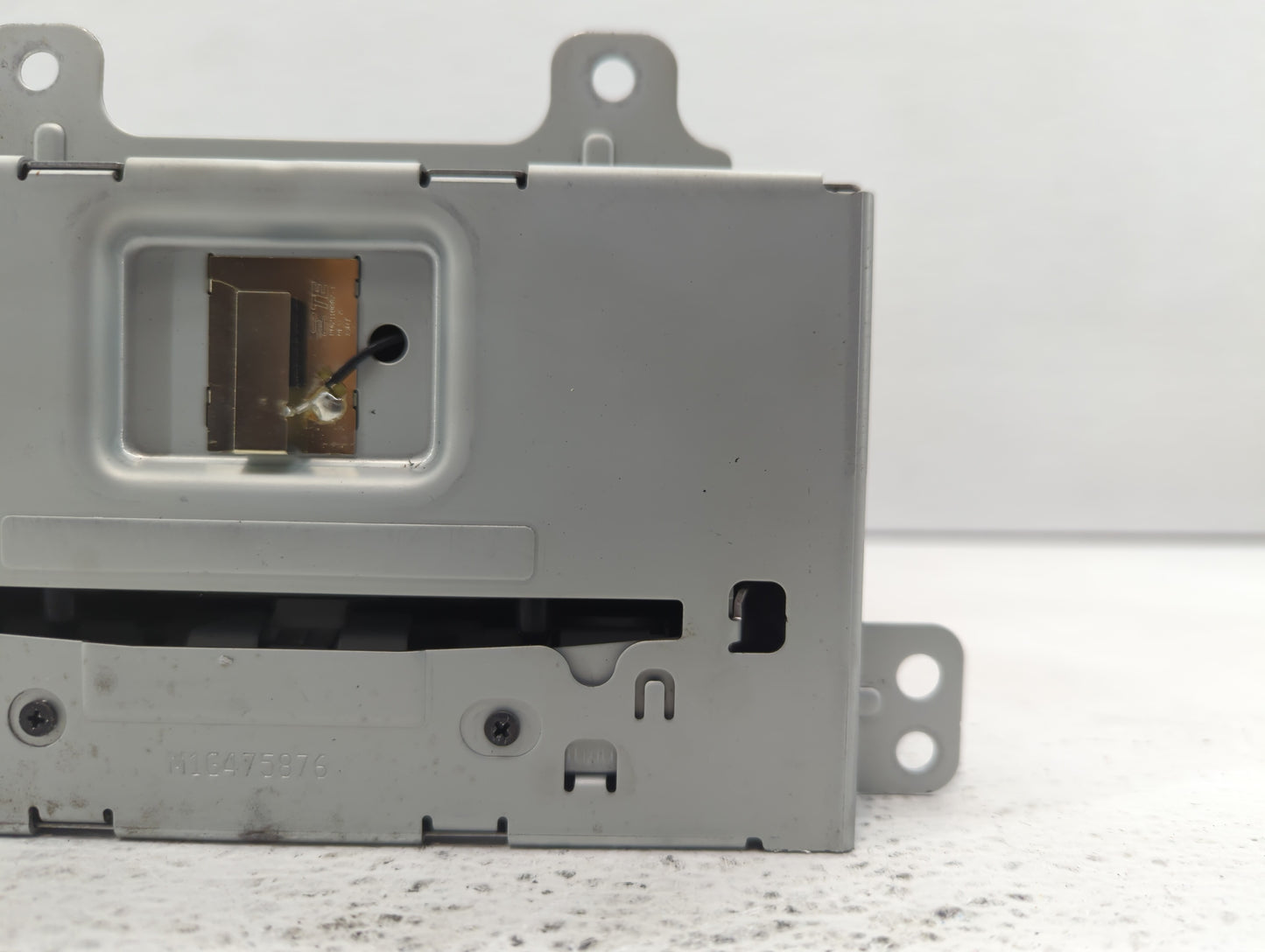 2015-2016 Chevrolet Cruze Radio AM FM Cd Player Receiver Replacement P/N:23378511 23495273 Fits 2014 2015 2016 2017 OEM Used Auto Parts - Oemusedautoparts1.com