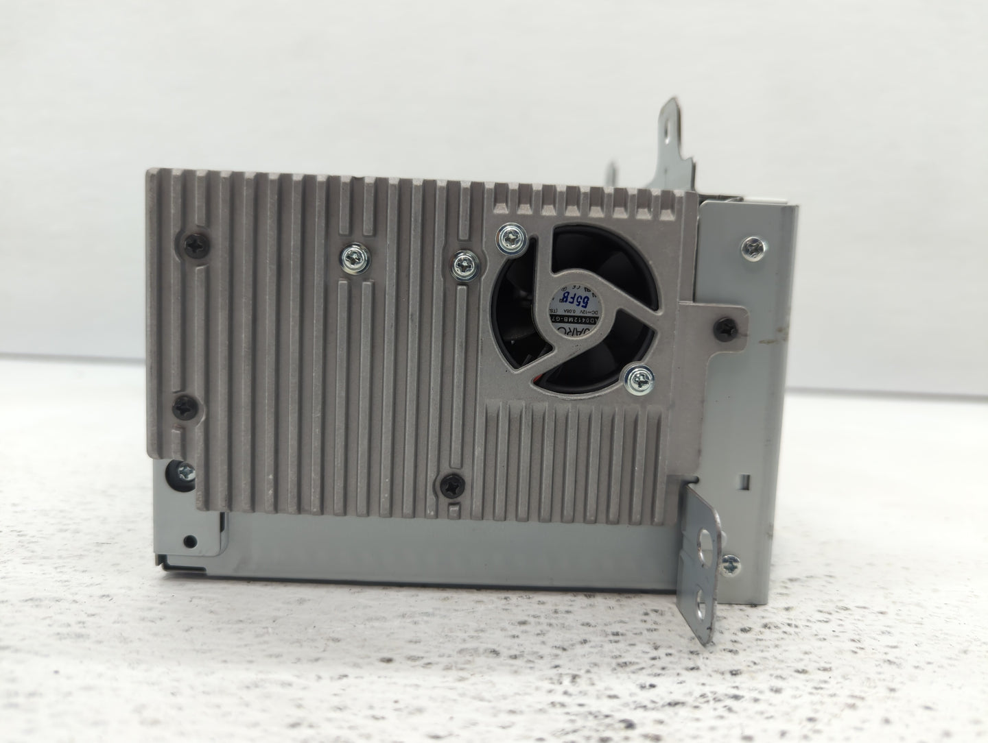 2015-2016 Chevrolet Cruze Radio AM FM Cd Player Receiver Replacement P/N:23378511 23495273 Fits 2014 2015 2016 2017 OEM Used Auto Parts - Oemusedautoparts1.com