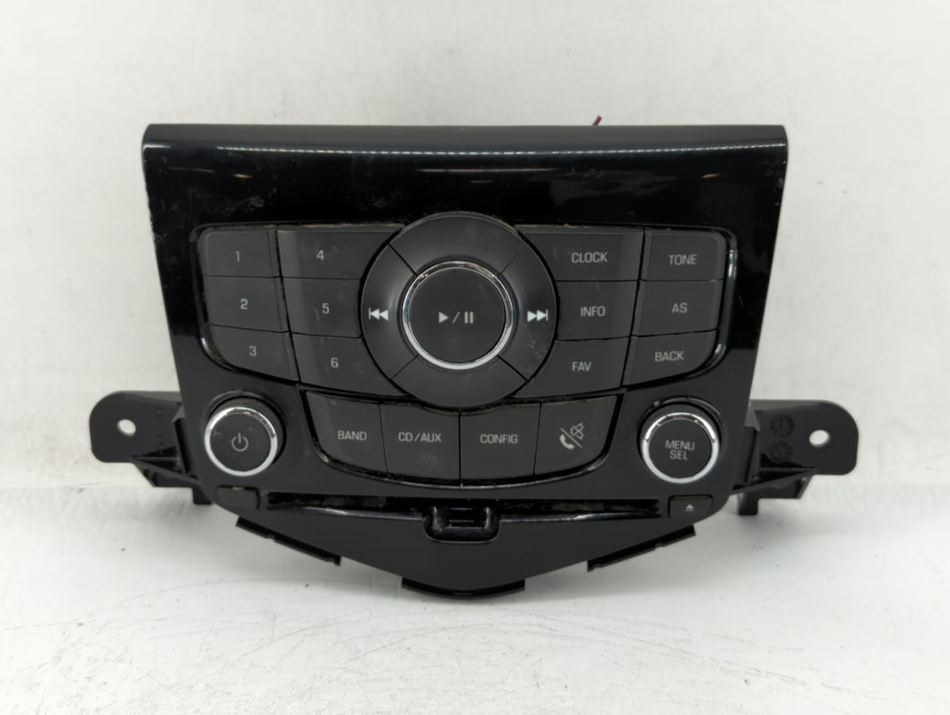 2011-2012 Chevrolet Cruze Radio Control Panel