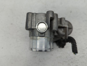 2013-2016 Ford Escape Throttle Body P/N:7S7G-9F991-CA Fits 2013 2014 2015 2016 2017 2018 2019 OEM Used Auto Parts