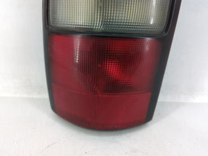 2004-2006 Gmc Yukon Tail Light Assembly Driver Left OEM P/N:16525375 15113217 Fits 2004 2005 2006 OEM Used Auto Parts