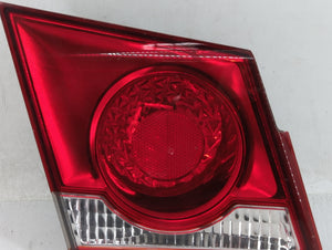 2011-2016 Chevrolet Cruze Tail Light Assembly Driver Left OEM P/N:3057KLCP Fits 2011 2012 2013 2014 2015 2016 OEM Used Auto Parts