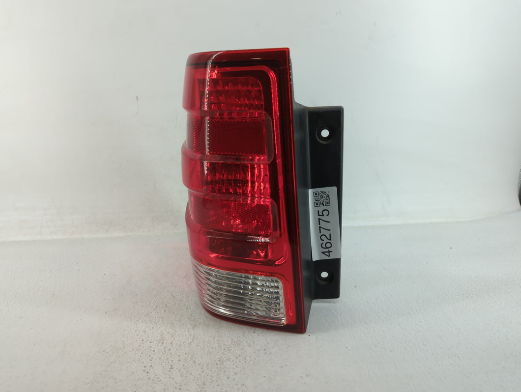 2005 Ford Expedition Tail Light Assembly Driver Left OEM P/N:2LIX-13B505-A Fits OEM Used Auto Parts