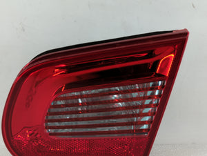 2007-2011 Volkswagen Eos Tail Light Assembly Passenger Right OEM P/N:1Q0945094 Fits 2007 2008 2009 2010 2011 OEM Used Auto Parts
