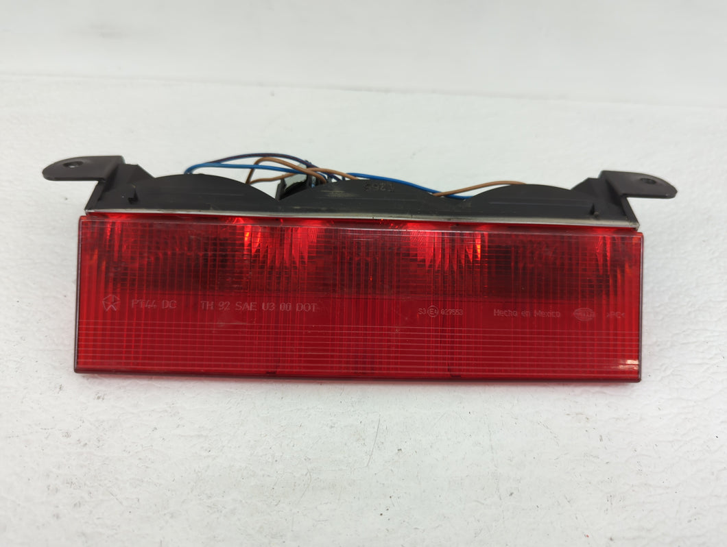 2005 Chrysler Pt Cruiser High Mounted Stop Third Brake Light Lamp