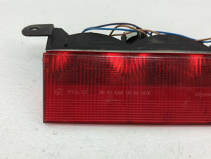 2005 Chrysler Pt Cruiser High Mounted Stop Third Brake Light Lamp