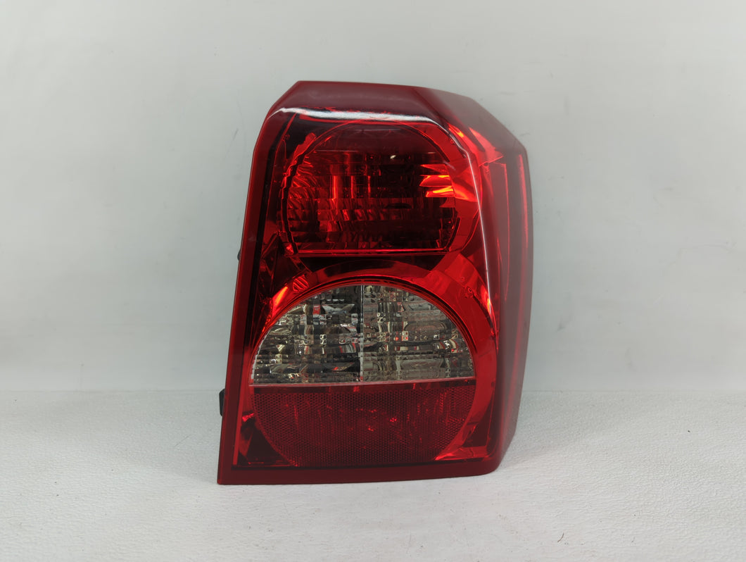 2008-2012 Dodge Caliber Tail Light Assembly Passenger Right OEM P/N:05303752AH 05303880AH Fits 2008 2009 2010 2011 2012 OEM Used Auto Parts