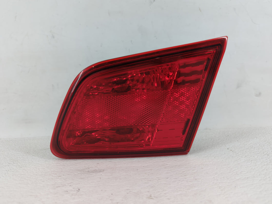 2010-2014 Subaru Legacy Tail Light Assembly Passenger Right OEM P/N:2PA 946 099 Fits 2010 2011 2012 2013 2014 OEM Used Auto Parts