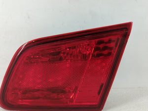 2010-2014 Subaru Legacy Tail Light Assembly Passenger Right OEM P/N:2PA 946 099 Fits 2010 2011 2012 2013 2014 OEM Used Auto Parts