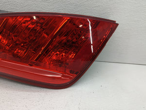 2003-2005 Nissan Murano Tail Light Assembly Passenger Right OEM P/N:220-63698 Fits 2003 2004 2005 OEM Used Auto Parts