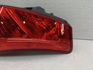 2003-2005 Nissan Murano Tail Light Assembly Passenger Right OEM P/N:220-63698 Fits 2003 2004 2005 OEM Used Auto Parts