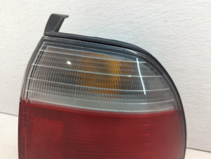 1996-1997 Honda Accord Tail Light Assembly Passenger Right OEM P/N:043-1285 Fits 1996 1997 OEM Used Auto Parts